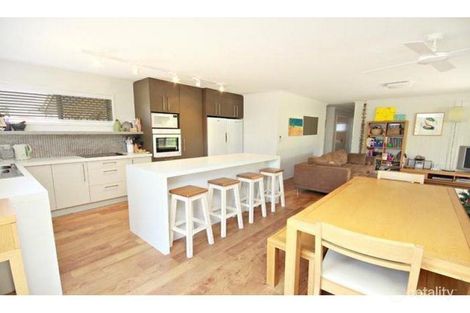 Property photo of 16 Adelong Crescent Buddina QLD 4575