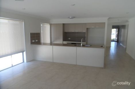 Property photo of 32 Rowe Crescent Thornlands QLD 4164
