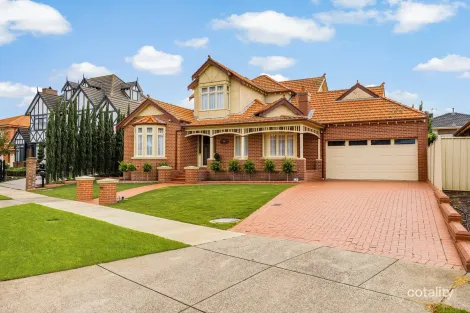 24 Plenty Cl, Taylors Lakes, VIC 3038