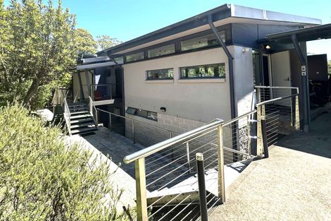 12 Claines Cres, Wentworth Falls, NSW 2782