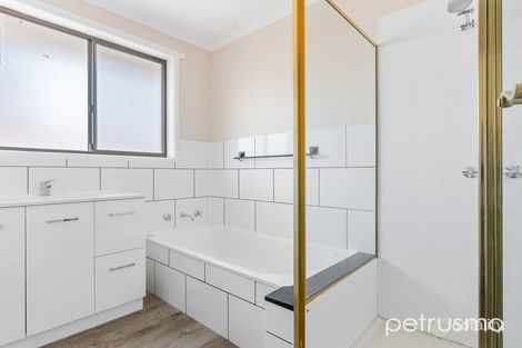 Property photo of 2A Cedar Street Lindisfarne TAS 7015