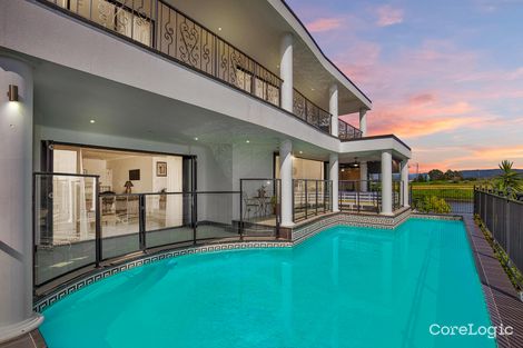 Property photo of 28 Coomera Court Helensvale QLD 4212