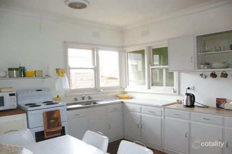 Property photo of 32 Toonalook Parade Paynesville VIC 3880