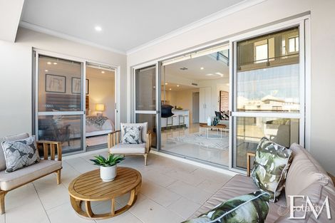 Property photo of 2/14 Sackville Terrace Scarborough WA 6019