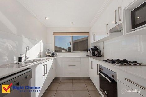 Property photo of 2/55 The Boulevarde Oak Flats NSW 2529