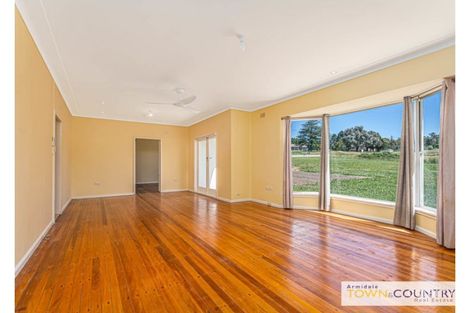 Property photo of 5 Harrison Place Armidale NSW 2350
