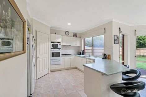 Property photo of 42 Wesley Drive Narre Warren VIC 3805