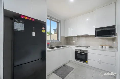 Property photo of 40 Kendee Street Sadleir NSW 2168