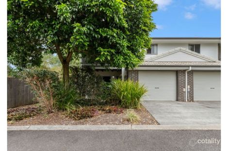 Property photo of 27/1 Gumview Street Albany Creek QLD 4035