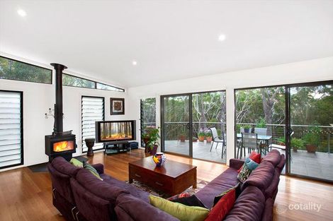 Property photo of 25 Beachview Esplanade Macmasters Beach NSW 2251