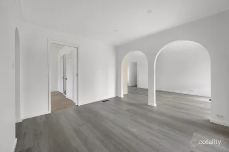 17 Lawson Rd, Melton South, VIC 3338