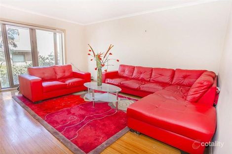 Property photo of 17 Sienna Court Roxburgh Park VIC 3064