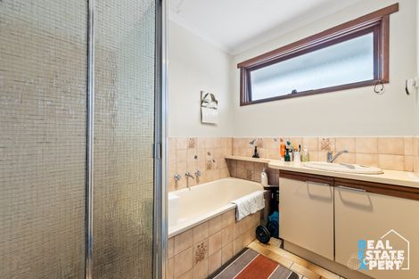 Property photo of 12 Taddor Drive Cranbourne VIC 3977