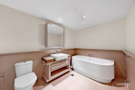 Property photo of 231/8 Waterside Place Docklands VIC 3008