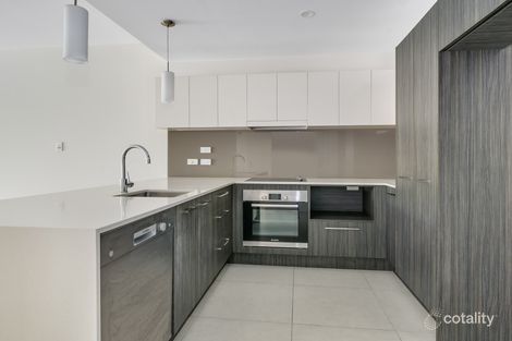 Property photo of 2/28 Second Avenue Sandgate QLD 4017