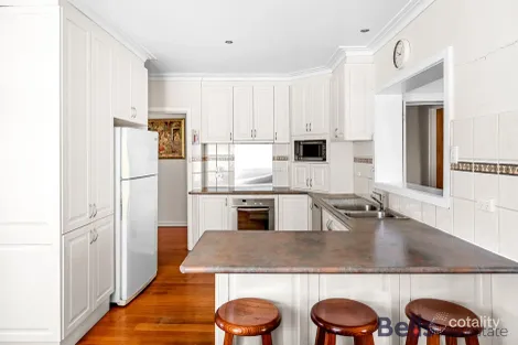 Property photo of 256 Furlong Road St Albans VIC 3021