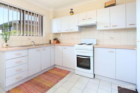 Property photo of 6/39 Swain Street Holland Park West QLD 4121