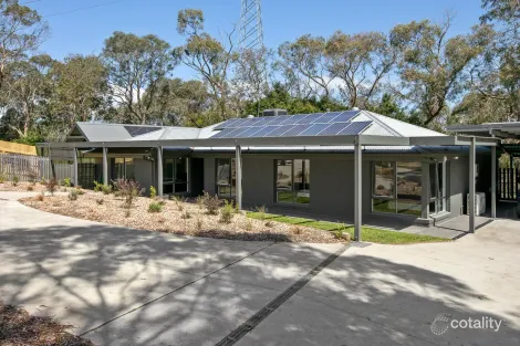 6 Bridgewater Ct, Langwarrin, VIC 3910
