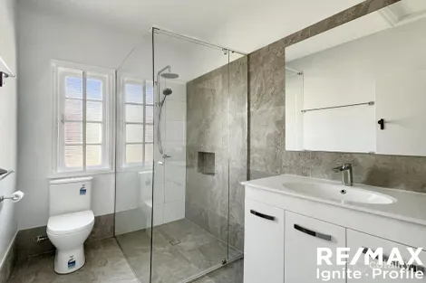 Property photo of 73 Cothill Road Silkstone QLD 4304