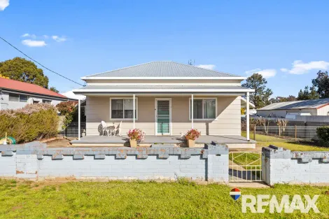 Property photo of 1 Cross Street Junee NSW 2663