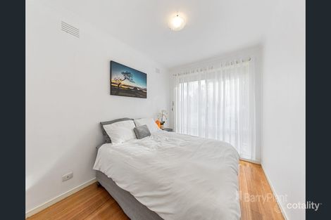 Property photo of 26 Wattle Avenue Kings Park VIC 3021