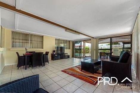 Property photo of 17 Tekapo Street Broadbeach Waters QLD 4218