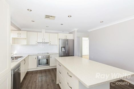 5 Eagle Cl, Woodrising, NSW 2284