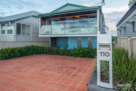 Property photo of 110 Shorncliffe Parade Shorncliffe QLD 4017