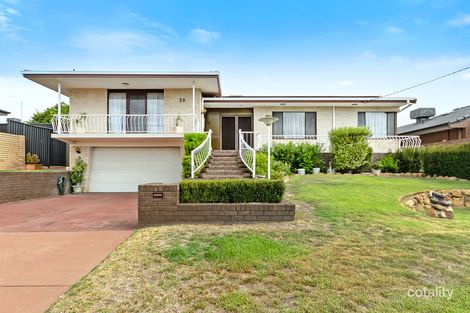 Property photo of 38 Cimbrook Way Duncraig WA 6023
