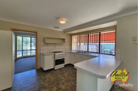 Property photo of 4 Southdown Road Elderslie NSW 2570