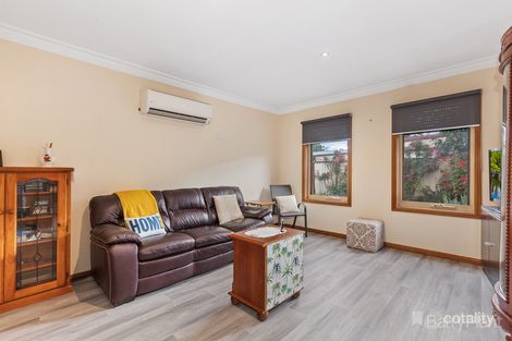 Property photo of 2/113 Wellington Street Wallan VIC 3756