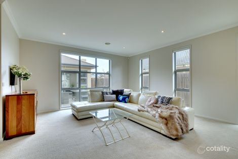 Property photo of 374 Gundaroo Drive Gungahlin ACT 2912