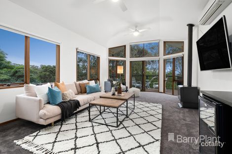 Property photo of 21 Malabar Crescent Eltham VIC 3095
