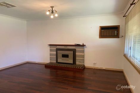 Property photo of 8 Brackley Road Armadale WA 6112
