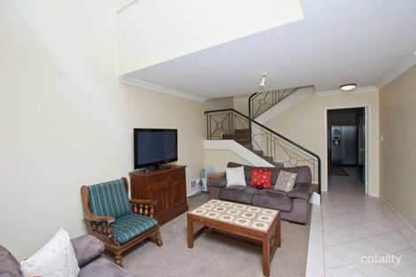 Property photo of 36/160 West Coast Drive Sorrento WA 6020