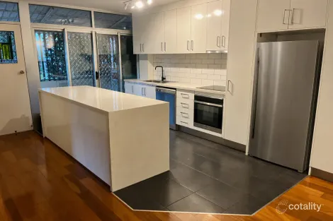 3/8 Comus Ave, Ascot, QLD 4007