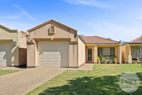 Property photo of 15 Galing Place Wagga Wagga NSW 2650