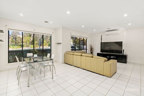 Property photo of 14 The Range Boulevard Croydon VIC 3136