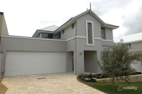 6 Roscommon Cres, Beaconsfield, WA 6162