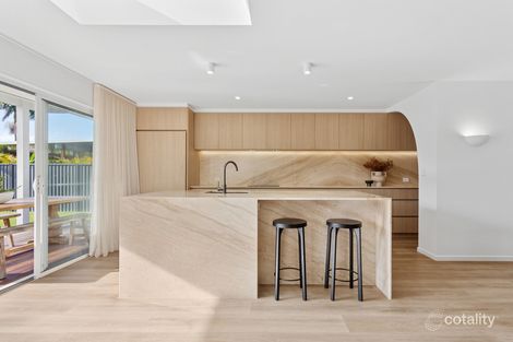 Property photo of 5 Quail Court Burleigh Waters QLD 4220