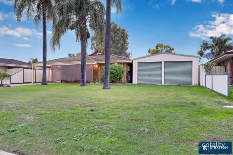 Property photo of 8 Dancy Way Seville Grove WA 6112