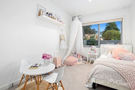 Property photo of 8 Heather Grove Briar Hill VIC 3088