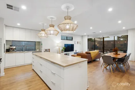 Property photo of 35 Tarra Circuit Mount Barker SA 5251