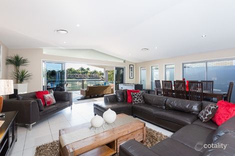Property photo of 46 Sophie Avenue Broadbeach Waters QLD 4218