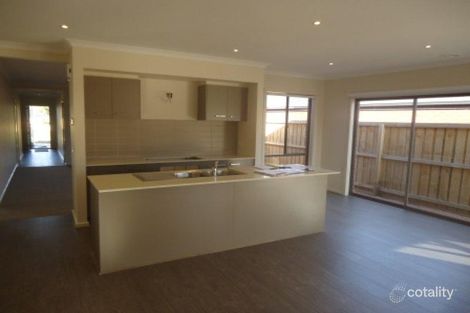 Property photo of 14 Bonang Drive Doreen VIC 3754