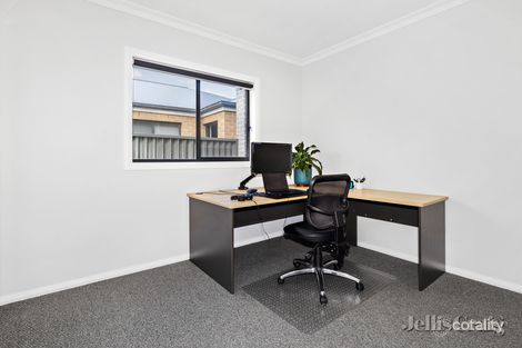 Property photo of 5 Mary Drive Alfredton VIC 3350