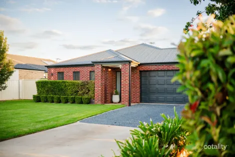 200 Pitman Ave, Buronga, NSW 2739