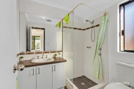 Property photo of 16 Seagull Drive Broadwater WA 6280