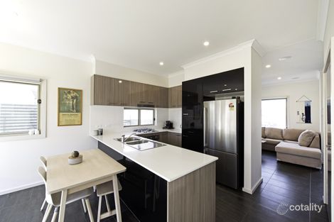 Property photo of 4 Mowle Street Googong NSW 2620