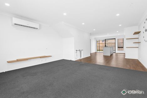 Property photo of 8 Langer Road Deanside VIC 3336